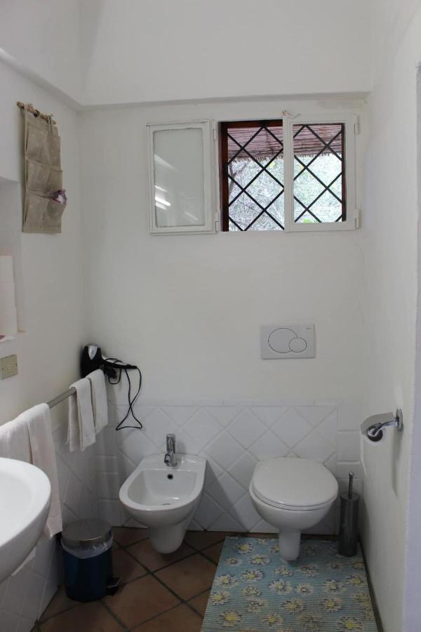 B&B Le Corti Di Aloa San Pantaleo Extérieur photo